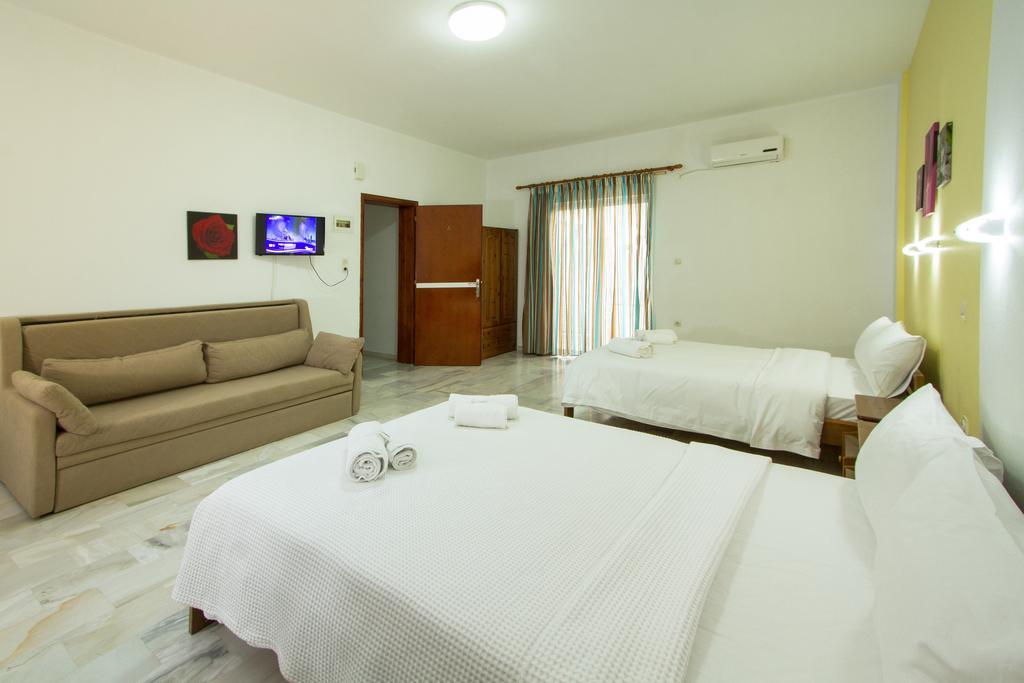 Revekka Rooms 키사모스 외부 사진