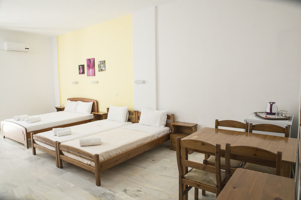 Revekka Rooms 키사모스 외부 사진